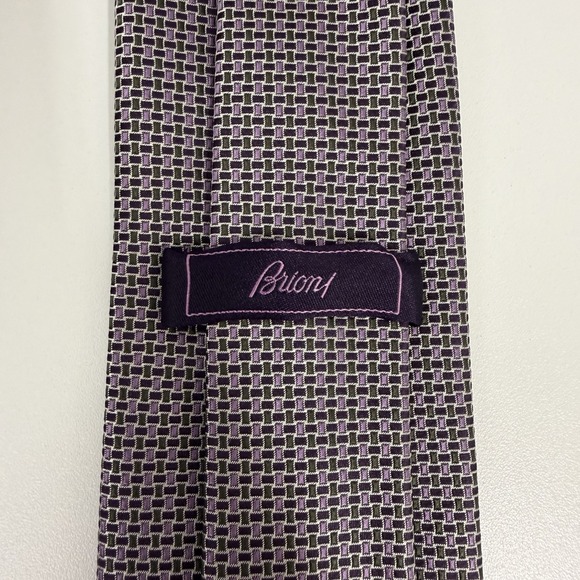 Brioni NEW Men's Recent Tie Geometric Purple Jacquard Silk 3.25" (W) x 58.5" (L) - Picture 1 of 7